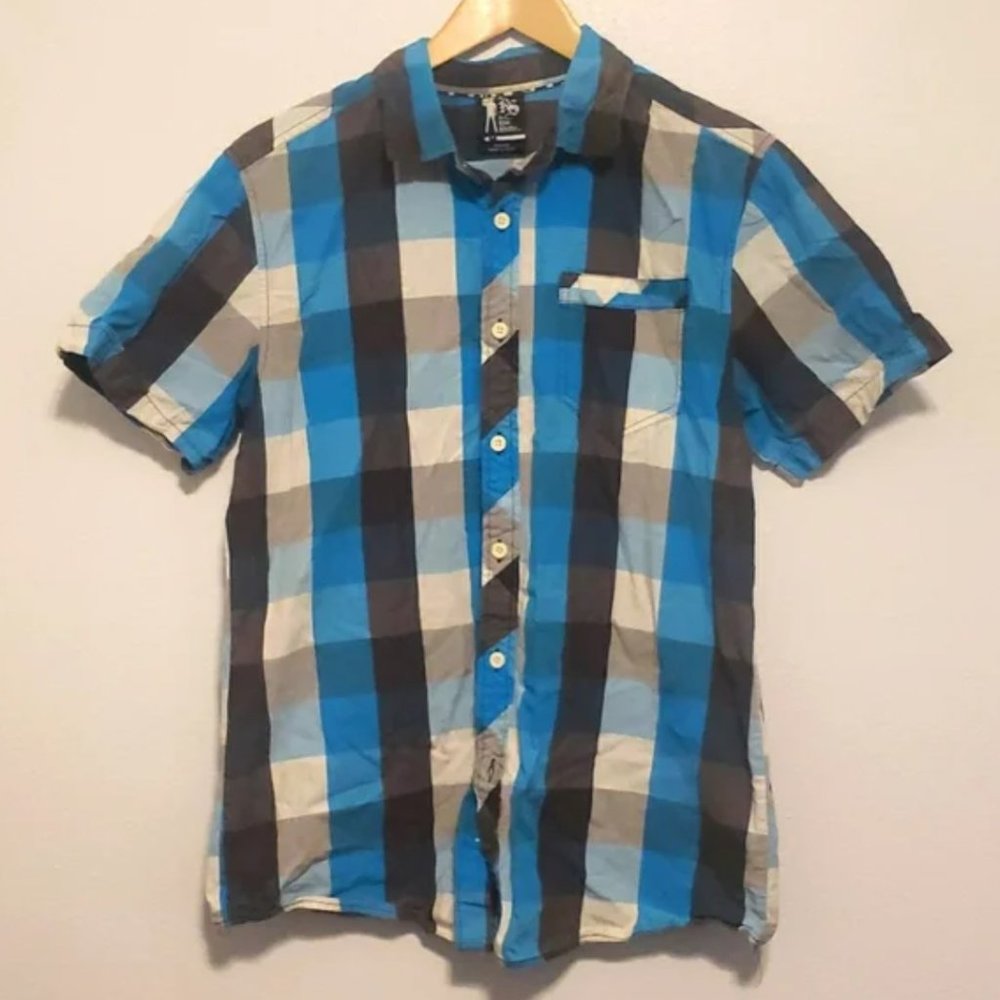 Stripes short sleeve button shirt